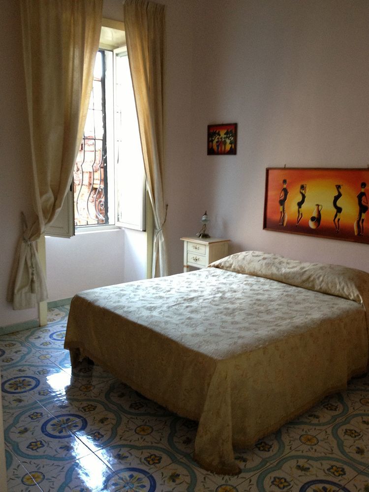 Room Elia Nápoles Exterior foto